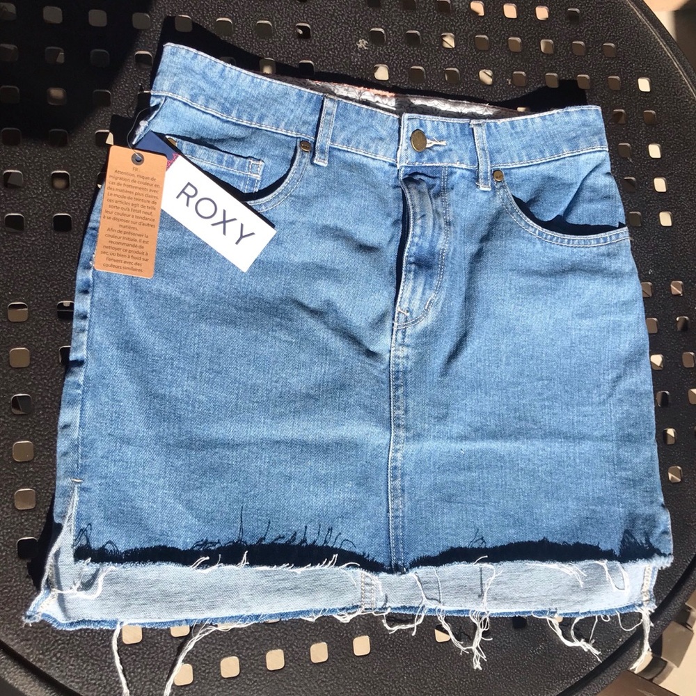NEW DENIM SKIRT